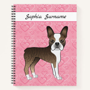 Brindle Boston Terrier Dog auf rosa Herzen und Tex Notizbuch