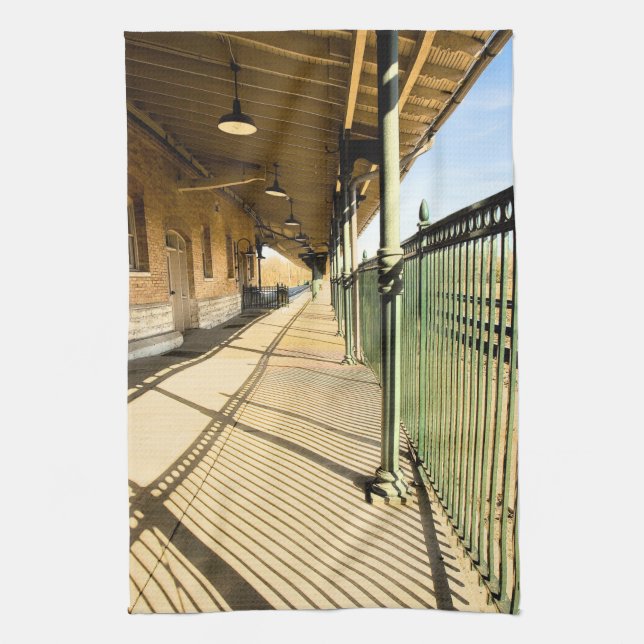 Bristol Bahnhofsplattform Wasserfarbeneffekt Geschirrtuch (Vertikal)