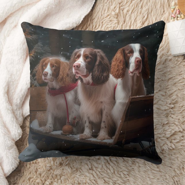 Brittany Spanel Snowy Sleigh Weihnachtsdekor Kissen (Decke)
