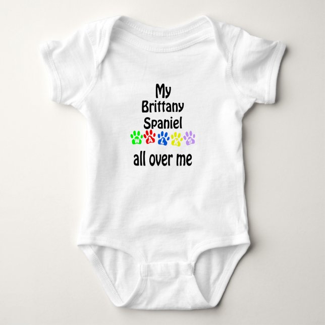 Brittany Walks Design Baby Strampler (Vorderseite)