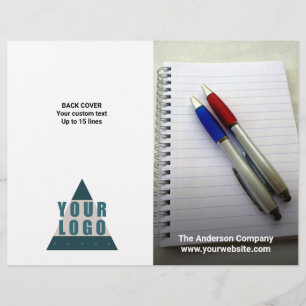 Brochure pliée du logo de l'entreprise