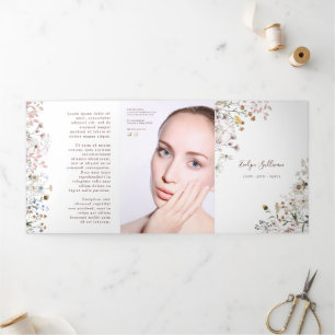 Brochure triplée fleur sauvage