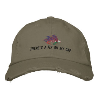 BRODÉE IL Y A UN VOL SUR MON CASQUETTE