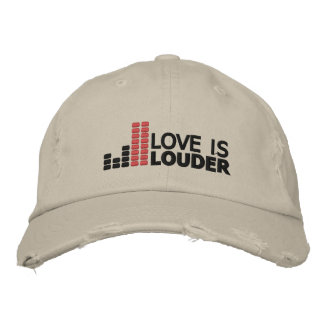 Brodée L'amour est Casquette plus fort
