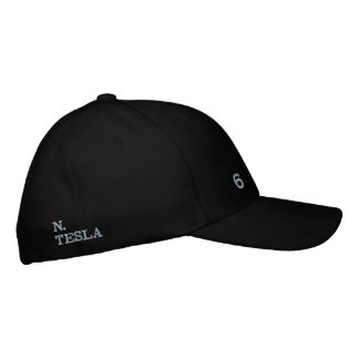 BRODÉE N CASQUETTE TESLA