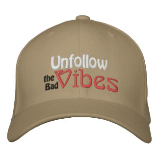 Brodée Un Casquette brodé se désabonne des mauvaises vidé