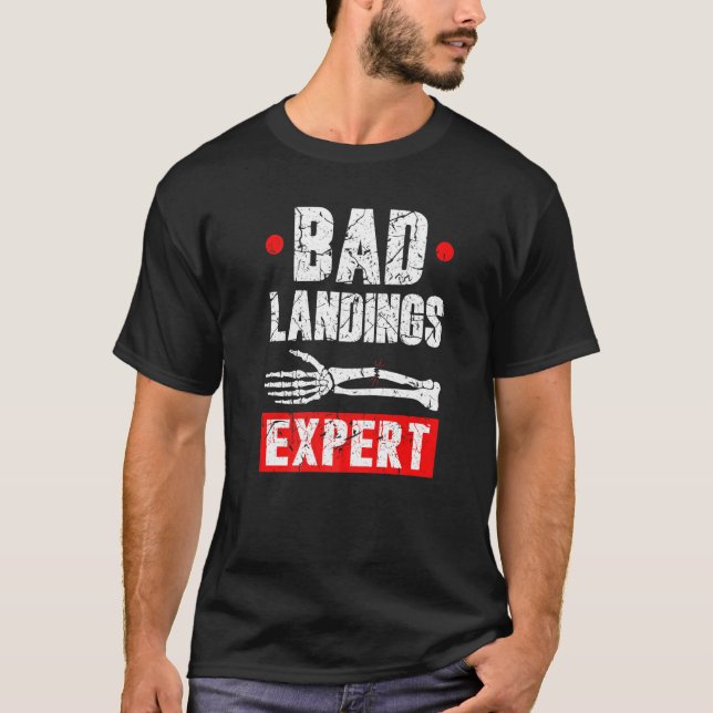 Broken Arm Cast Joke Bad Landings Expert Recovery T-Shirt (Vorderseite)