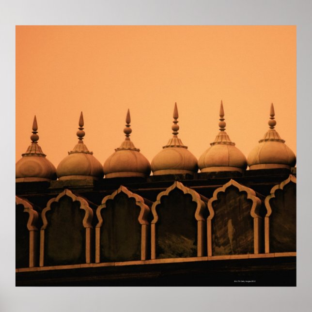 Broken Spire Poster (Vorne)