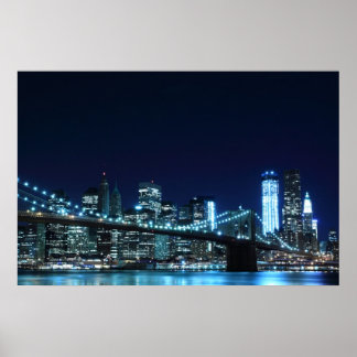 Brooklyn Bridge at Night Poster (30,00" x 20,00")