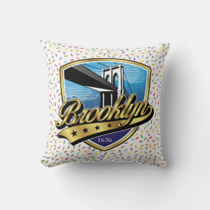 Brooklyn Elegant Gold Swoosh Logo Design Kissen