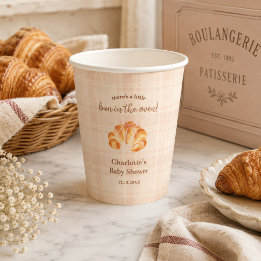 Brötchen im Ofen Croissant Mädchen Baby-Party Pappbecher
