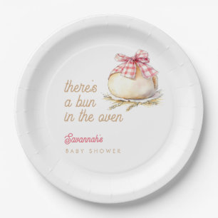Brötchen im Ofen mit rosa Gingham-Schleife Baby-Pa Pappteller