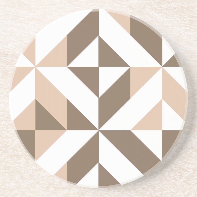 Brown Beige Geometric Cube Pattern Getränkeuntersetzer (Vorne)