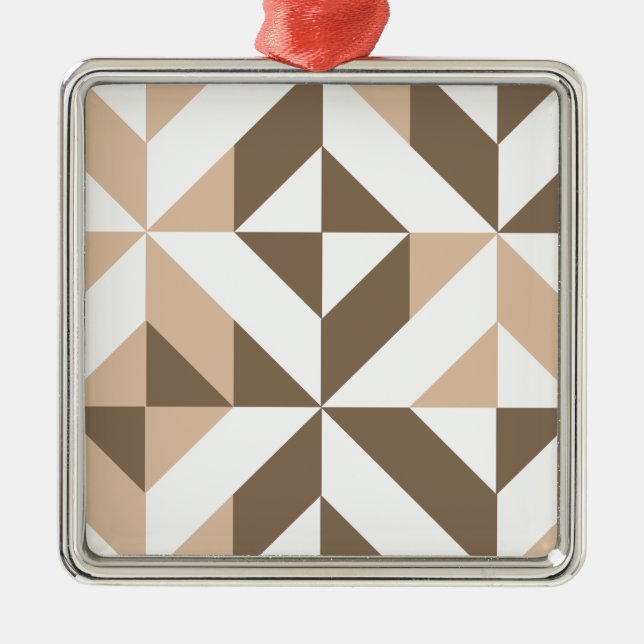 Brown Beige Geometric Cube Pattern Silbernes Ornament (Vorne)