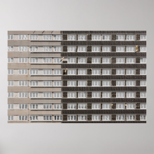Brown commercial building poster (Vorne)