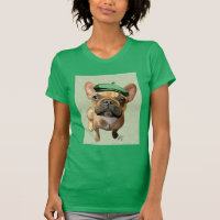 Brown French Bulldog mit Green Hat