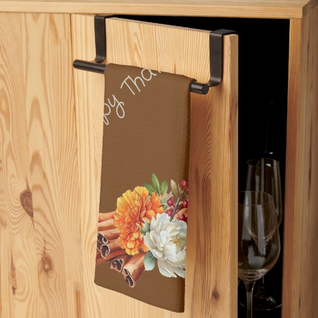 Brown Happy Thanksgiving Cinnamon Sticks Floral Geschirrtuch (Drittel gefaltet)