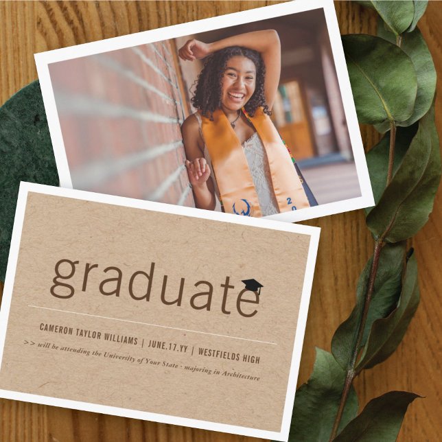 Brown Kraft Minimalistisch Graduate Foto Abschluss Ankündigung (Von Creator hochgeladen)