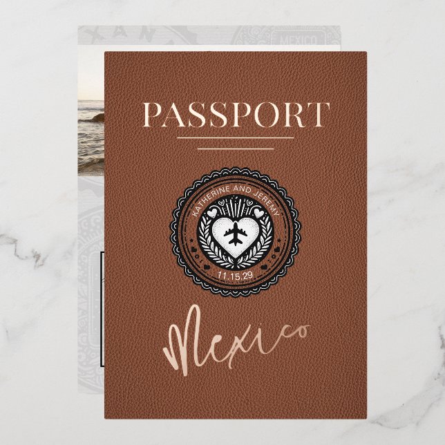 Brown Mexico Passport Wedding Folieneinladung (Vorderseite/Rückseite)