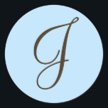 Brown Monogram J on Light Blue Favor Label Runder Aufkleber<br><div class="desc">Monogram-Geschenke haben eine große Auswahl an individuell anpassbaren USPS-Briefmarke,  Umschlag Aufkleber-Aufkleber,  Grußkarten,  Hemden,  Hüte,  Buttons,  Magnete und vieles mehr. Diese Monogramme eignen sich hervorragend für die Versendung von Einladungen zu Hochzeiten,  Party Einladungen zum Jahrestag,  Graduierungsankündigungen und Geburtstagspartys,  um nur einige zu nennen.</div>