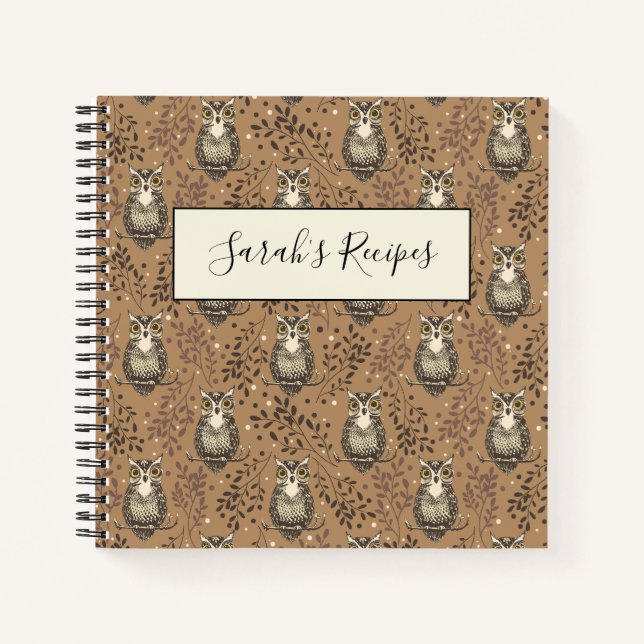Brown Owl Illustriert Woodland Muster Notizbuch (Vorderseite)