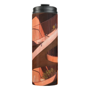 BROWN-PAINT-CONCREATE-GEBÄUDE THERMOSBECHER