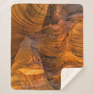 Brown rock formation sherpadecke