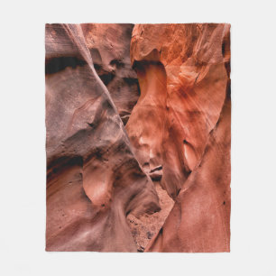 Brown rock formations fleecedecke