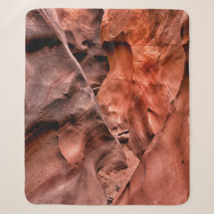 Brown rock formations sherpadecke