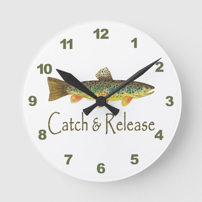 Brown Trout Runde Wanduhr (Vorderseite)
