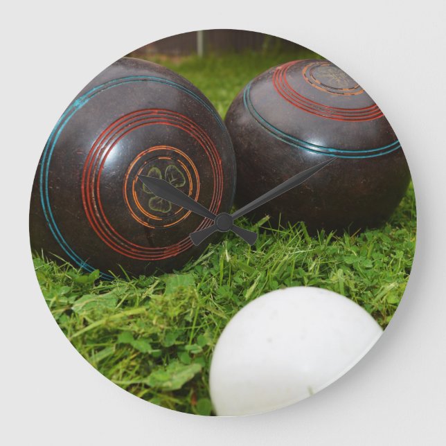 Brown Vintage Lawn Bowls, Große Wanduhr (Vorderseite)