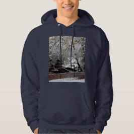 Brücke, im Schnee Hoodie