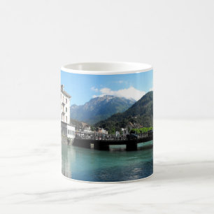 Brücke in Interlaken in der Schweiz Kaffeetasse