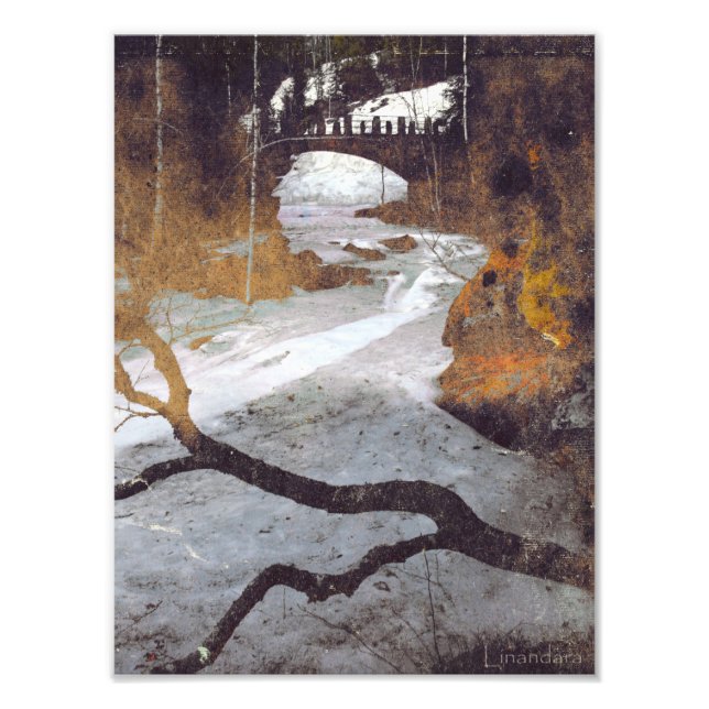 Brücke über einen Froststrahl von Alexandra Cook Fotodruck (Vorne)