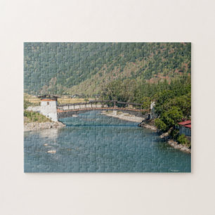 Brücke zum Punakha Dzong in Bhutan, Asien, Himalaj