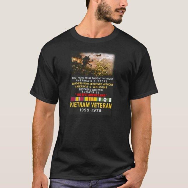 BRÜDER, DIE GEMEINSAM KÄMPFT HABEN T-Shirt (Vorderseite)