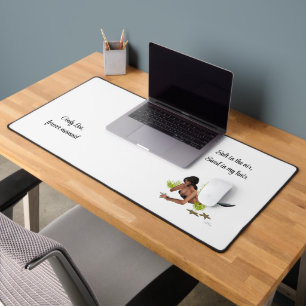 Brunette Sirène Avec Mat De Bureau De Poisson D'És