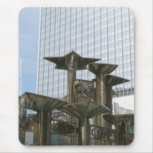 Brunnen der internationalen Freundschaft in Berlin Mousepad
