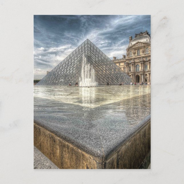 Brunnen im Louvre, Paris Frankreich Postkarte (Vorderseite)