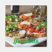 Bruschetta Antipasti mit Bohnen und Arugula,