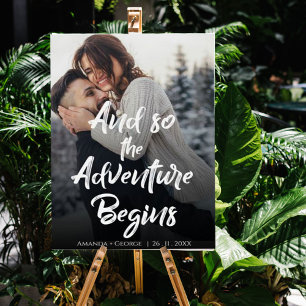 Brush Schriftart "Adventure starts" Hochzeitsempfa Poster