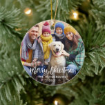 Brush Script Frohe Weihnachts-Foto Red Back Keramik Ornament<br><div class="desc">Moderne Pinselschrift Frohe Weihnachtszeit Foto Ornament - Rote Schneeflocken zurück</div>