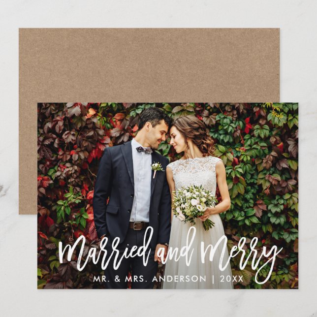 Brush Script Kraft Verheiratet & Frohe Weihnachtsk Einladung (Vorne/Hinten)