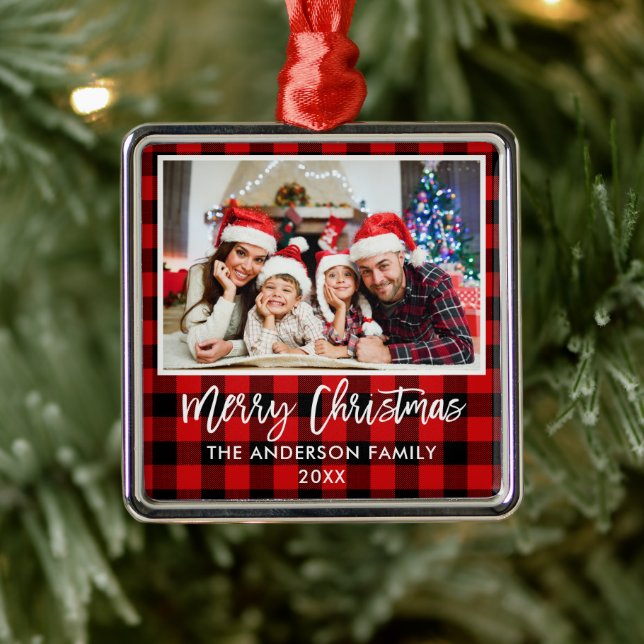 Brush Script Red Kariert Family Frohe Weihnachten Ornament Aus Metall (Baum)
