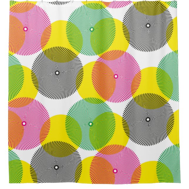 Brush Zigzags: Handgezeichnetes Muster Duschvorhang (Vorderseite)