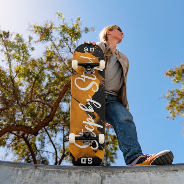 Brushy Orange Black Skateboard (Außenbereich 1)