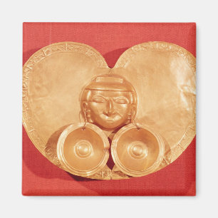 Brust mit tragenden Ohrringen eines menschlichen Magnet