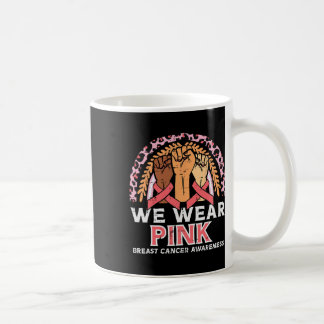 Brustkrebs-Bewusstsein Fäuste: Wir tragen rosa Män Kaffeetasse
