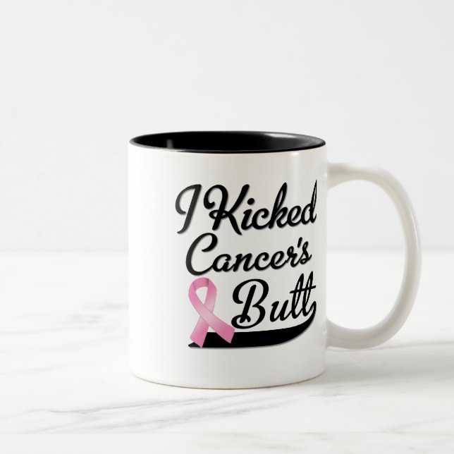 Brustkrebs I Kickter Hintern Zweifarbige Tasse (Rechts)