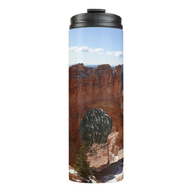 Bryce Canyon Natural Bridge Snowy Landscape Foto Thermosbecher (Vorderseite)